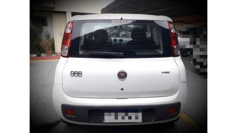 FIAT - UNO - 2014/2014 - Branca - R$ 25.000,00
