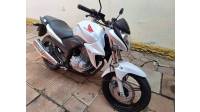HONDA - CB 300R - 2014/2014 - Branca - R$ 13.900,00