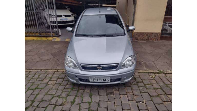 CHEVROLET - CORSA - 2009/2009 - Prata - R$ 29.000,00