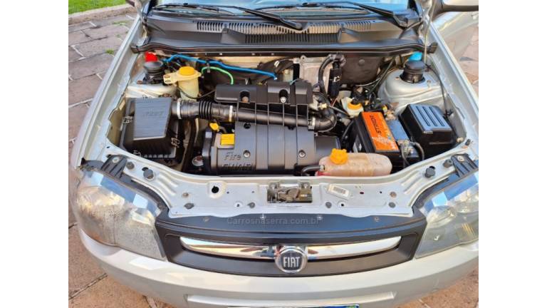 FIAT - PALIO - 2007/2007 - Prata - R$ 27.900,00