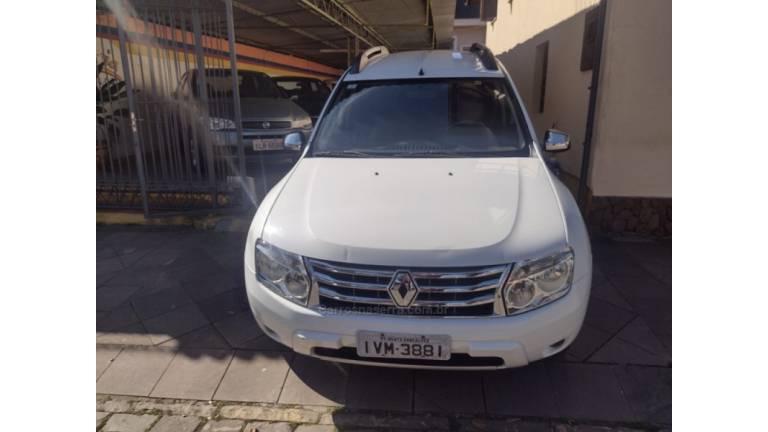 RENAULT - DUSTER - 2013/2014 - Branca - R$ 53.000,00