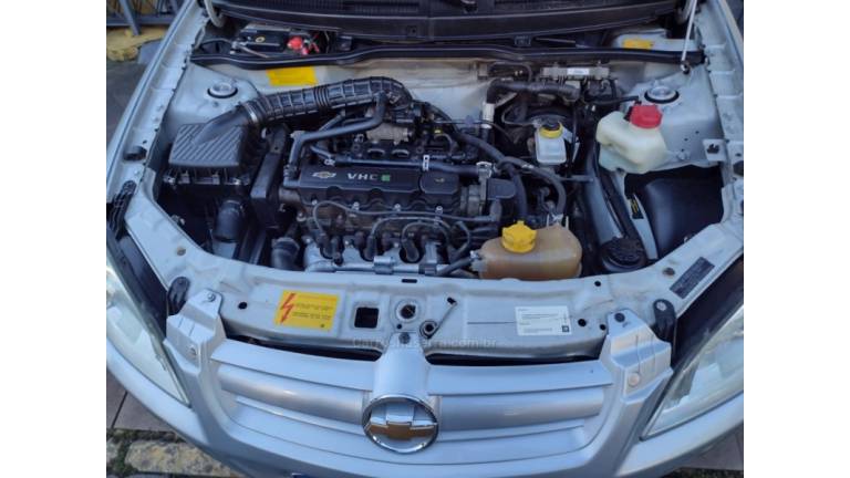 CHEVROLET - CELTA - 2010/2010 - Prata - R$ 28.500,00