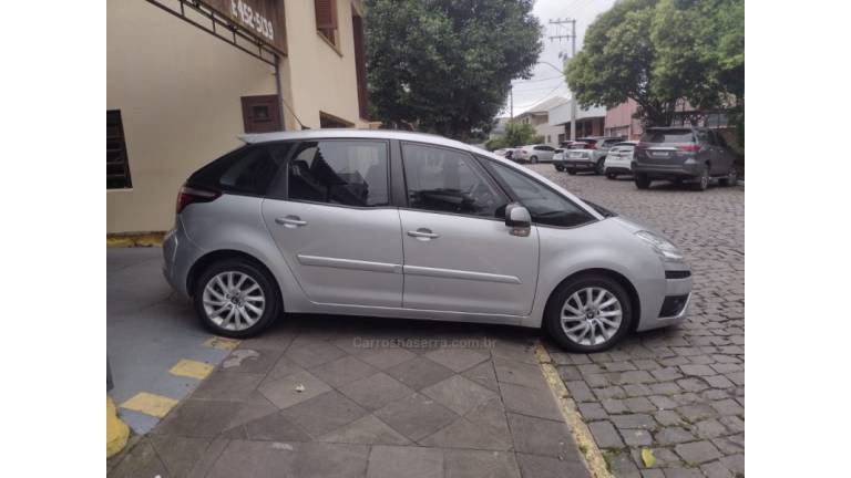CITROËN - C4 PICASSO - 2011/2011 - Prata - R$ 36.000,00