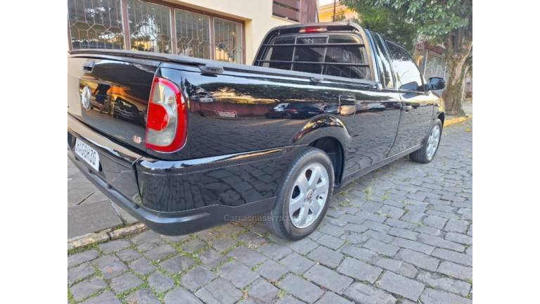VOLKSWAGEN - SAVEIRO - 2007/2007 - Preta - R$ 41.000,00