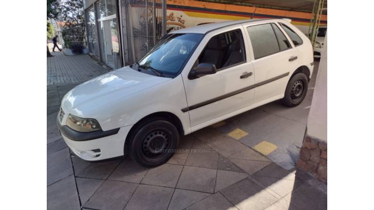 VOLKSWAGEN - GOL - 2004/2004 - Branca - R$ 24.000,00