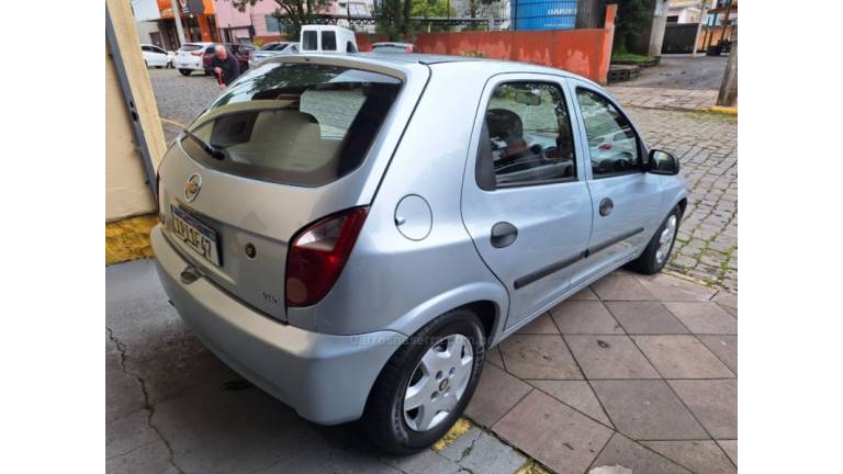 CHEVROLET - CELTA - 2009/2009 - Prata - R$ 24.900,00