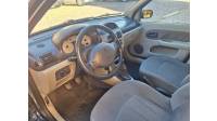 RENAULT - CLIO - 2004/2004 - Azul - R$ 18.900,00