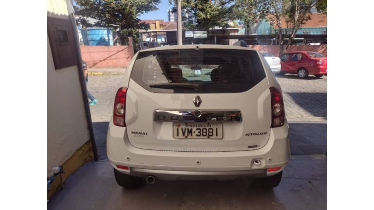 RENAULT - DUSTER - 2013/2014 - Branca - R$ 53.000,00