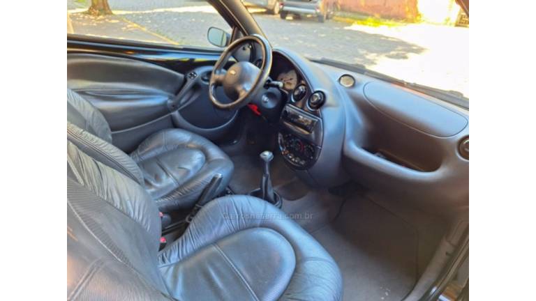 FORD - KA - 2001/2001 - Preta - R$ 21.900,00
