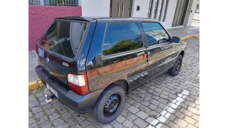 FIAT - UNO - 2004/2005 - Preta - R$ 16.500,00
