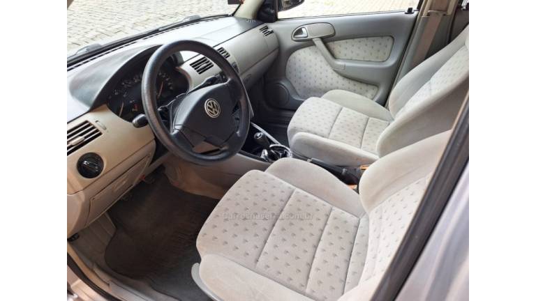 VOLKSWAGEN - PARATI - 2001/2001 - Prata - R$ 28.900,00