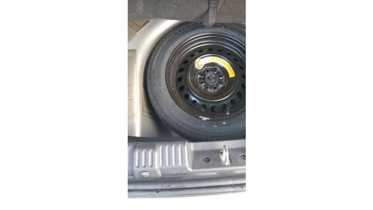 FIAT - BRAVO - 2012/2012 - Dourada - R$ 35.000,00