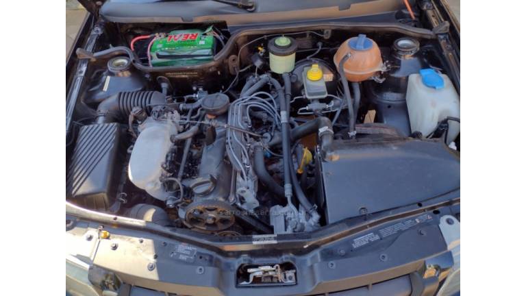 VOLKSWAGEN - SAVEIRO - 2007/2007 - Preta - R$ 39.900,00