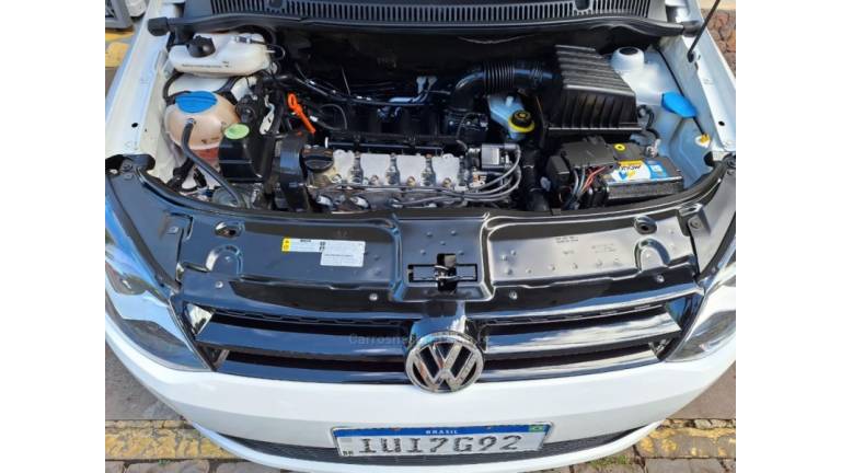 VOLKSWAGEN - FOX - 2014/2014 - Branca - R$ 48.900,00