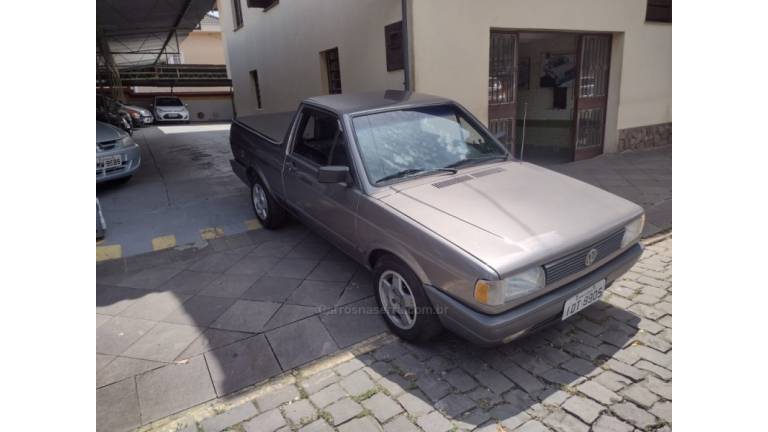 VOLKSWAGEN - SAVEIRO - 1995/1995 - Prata - R$ 37.000,00