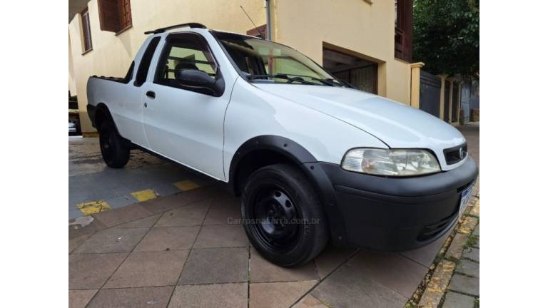 FIAT - STRADA - 2006/2006 - Branca - R$ 31.900,00