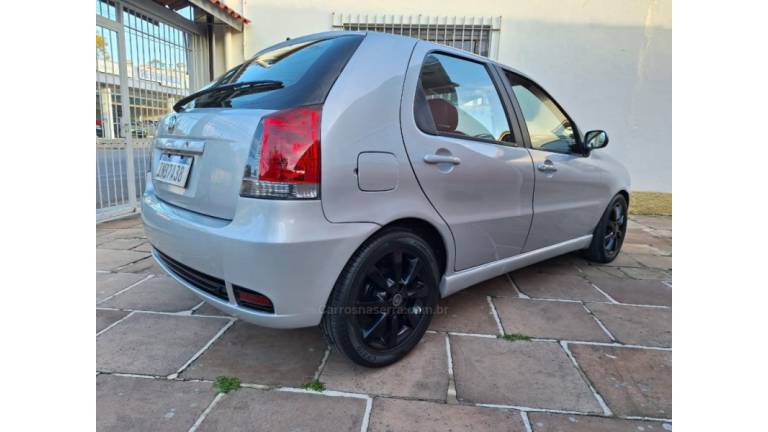 FIAT - PALIO - 2007/2007 - Prata - R$ 27.900,00