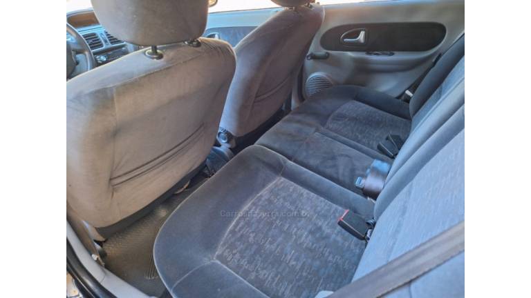 RENAULT - CLIO - 2007/2007 - Azul - R$ 24.900,00