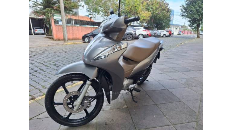HONDA - BIZ 125 - 2019/2019 - Cinza - R$ 14.900,00