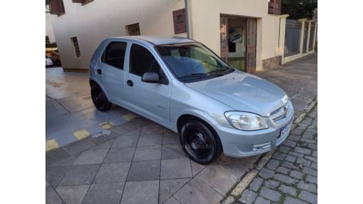 CHEVROLET - CELTA - 2010/2010 - Prata - R$ 28.500,00