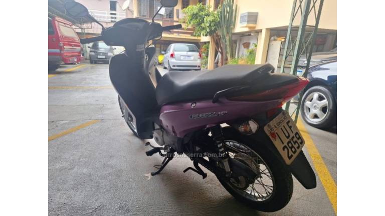 HONDA - BIZ 125 - 2013/2013 - Rosa - R$ 10.000,00