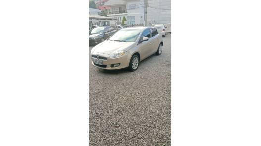 FIAT - BRAVO - 2012/2012 - Dourada - R$ 35.000,00