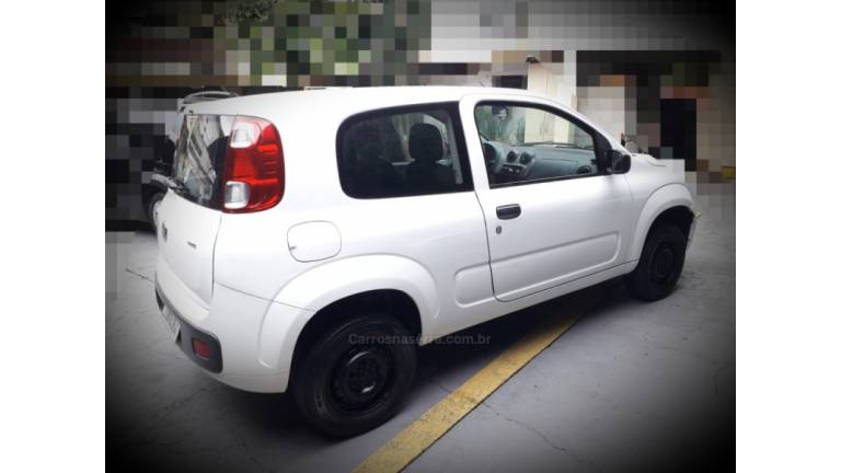 FIAT - UNO - 2014/2014 - Branca - R$ 25.000,00