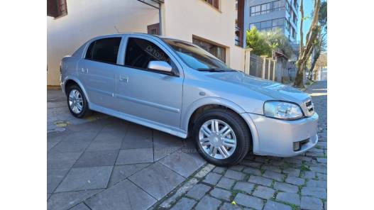 CHEVROLET - ASTRA - 2004/2004 - Prata - R$ 24.900,00